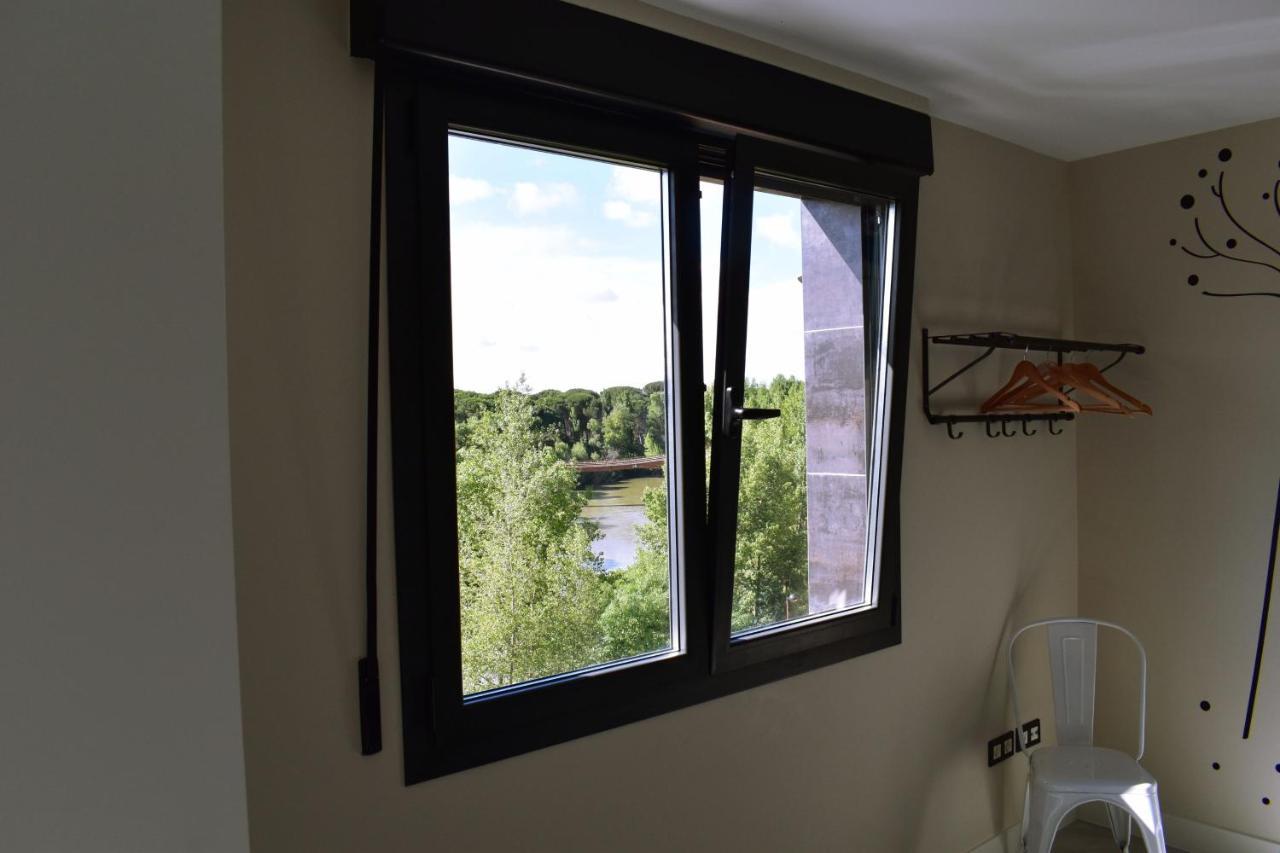 Albergue Hosting Duero Pesquera de Duero Eksteriør billede