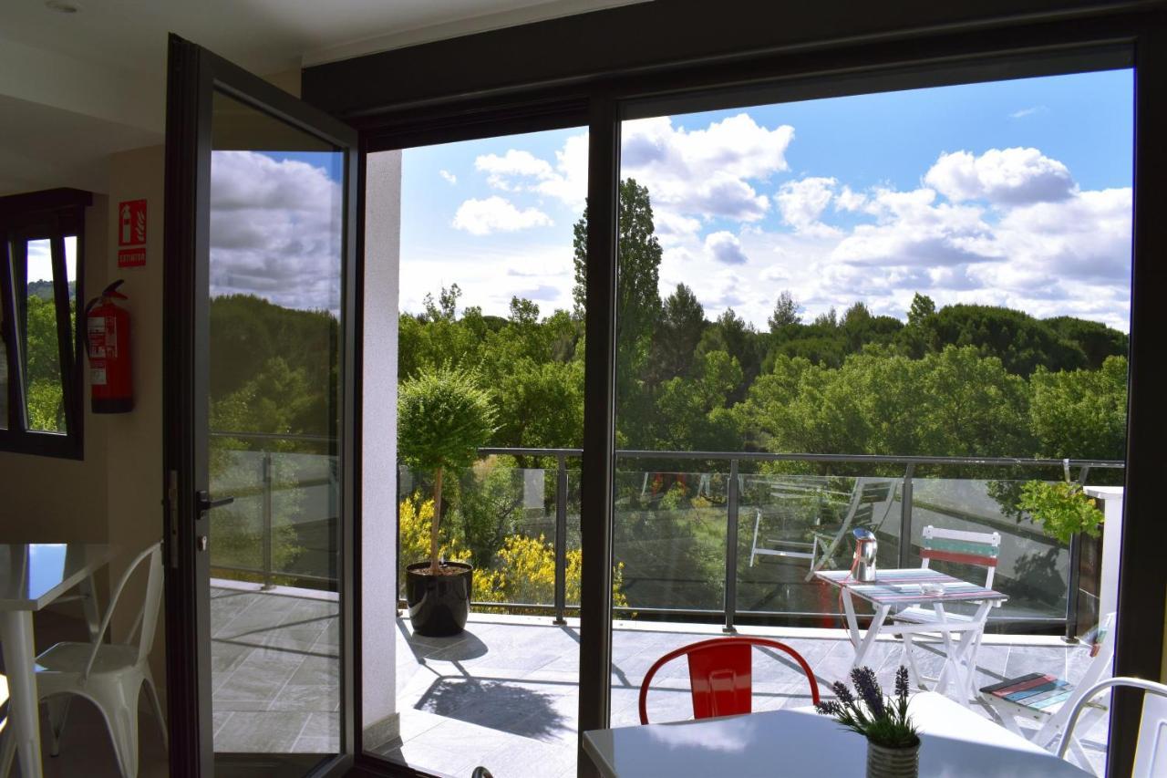 Albergue Hosting Duero Pesquera de Duero Eksteriør billede