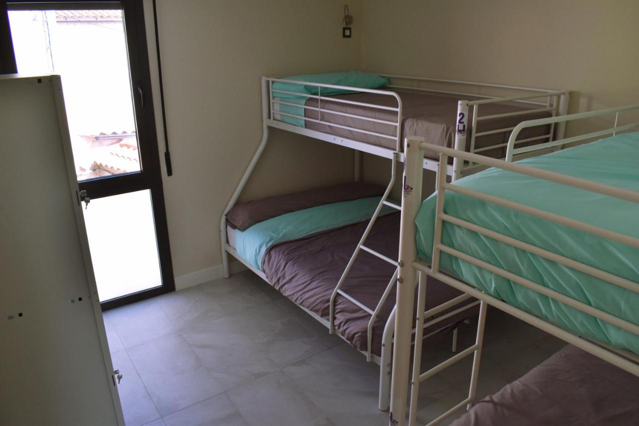 Albergue Hosting Duero Pesquera de Duero Eksteriør billede